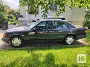 Mercedes-Benz 124 (230e)