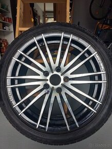 Sprzedam oponę Pirelli z nową felgą aluminiowa