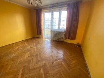 Mieszkanie o pow. 52.62m2, balkon, III piętro, do remontu, u