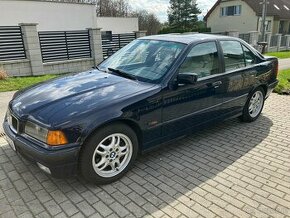 BMW e36 328i - 1