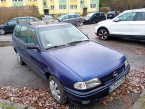 Sprzedam Astrę F kombi 1,6i, 75 KM benzyna - 2