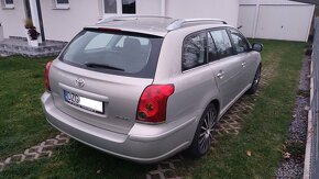 Toyota Avensis 1.8 benzyna + LPG - 2