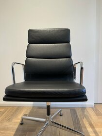 VITRA Eames EA212 Krzesło - 2