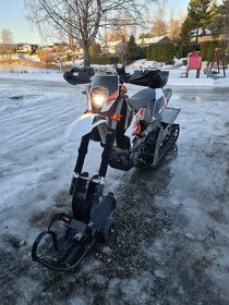 KTM 690 SMC R - 2