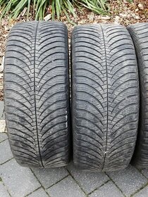 OPONY WIELOSEZONOWE GOODYEAR VECTOR 4SEASONS GEN-2 225/45R17 - 2