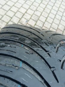 sprzedam opony  205/55/16 r 91 h m+s  VOYAGER  2 SZTUKI rok - 2