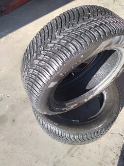 opony PIRELLI  ALLSASON m+s 235/55/18 r nie naprawiane bieżn - 2