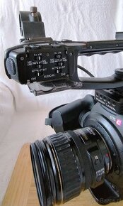 Kamerę video Canon C 100 z obiektywem sprzedam - 2