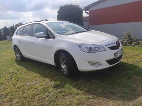 Opel Astra J 1.4 mpi  eco FLEX - 2