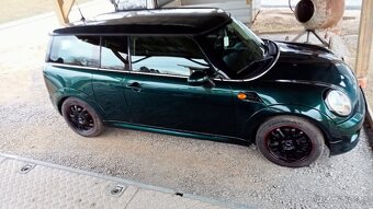 Mini Cooper Clubman - 2