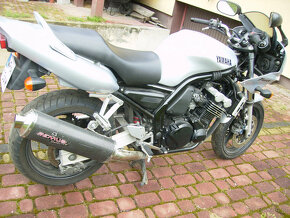 Sprzedam  YAMAHA FAZER 2002 - 2