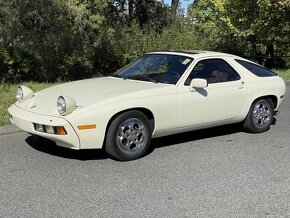 Porsche 928 4.5L V8 1991 - 2