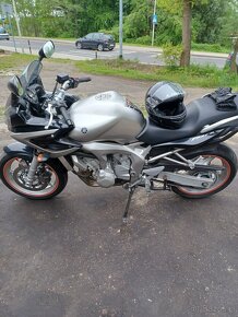 Yamaha fazer 600 - 2