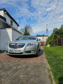 Opel insygnia  sport tourer 200hp - 2