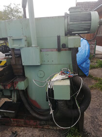 frezarka universalna, typ TOS FGS 32 - 40 - 2