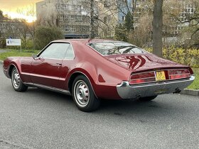 Oldsmobile Toronado De Luxe 1965r. - 2