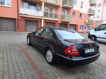 Mercedes-Benz E270 (W211) - 2