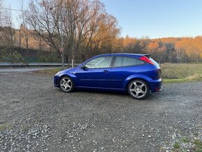 Ford Focus RS MK1 - 2