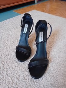 Czarne szpilki Steve Madden - 2