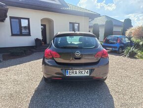 Sprzedam Opel Astra J 1.7 CDTI 2010 - 2
