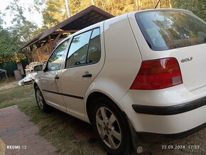 VW Golf 4 - 2