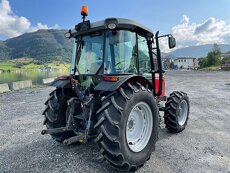 2016 Massey Ferguson 3630A Ciągnik - 2