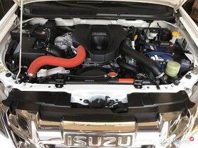 silnik isuzu d-max 2.5 bitd engine - 2