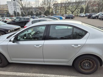 SKODA OCTAVIA  POLSKI SALON - 2