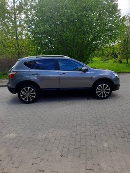 Nissan Qashqai z 2011r.- 1.6 benzyna. - 2