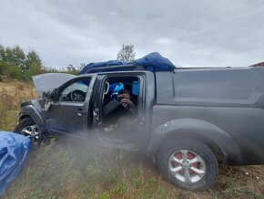 Nissan navara 2.5 tdi - 2