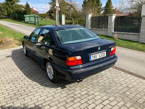 BMW e36 328i - 2