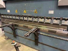 Prasa krawędziowa CNC/NC Durma AD-S 30135 - 3