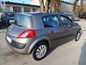 Renault Megane 1.4 - 3