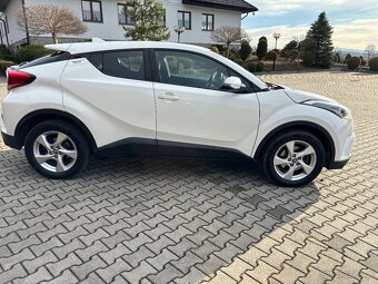 Sprzedam Toyota C-HR - 3