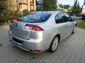 Renault Laguna III 2009 rok 2.0 DCi 130KM - 3