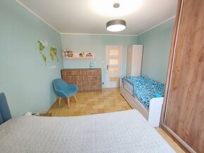 2 pokoje, 54.20m2, balkon, III p., po remoncie, ul. Podmiejs - 3