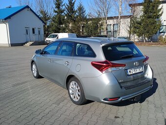 Toyota Auris 1.2 - 3