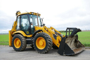 Koparko-ładowarka JCB 4CX - 3