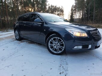 Opel insignia sport tourer - 3