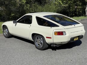 Porsche 928 4.5L V8 1991 - 3