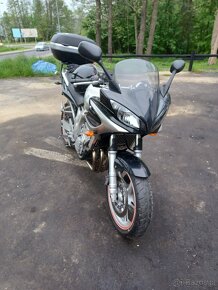 Yamaha fazer 600 - 3