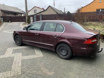 Skoda Superb 1/2 - 3