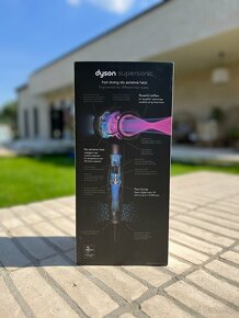 NOWA suszarka do włosów Dyson Supersonic Stal/Fuksja Faktura - 3