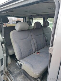 RENAULT TRAFIC - 3