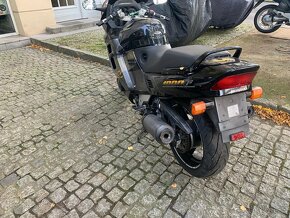 Honda CBR 1000 - 3