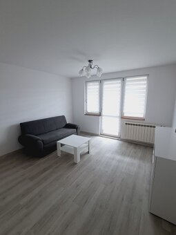 Mieszkanie, 24.71m2, balkon, IV piętro, umeblowane, Os. Kali - 3