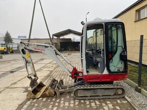 Niezawodna Takeuchi TB 216 Ogrzewana kabina - 3