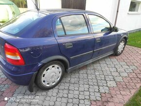 sprzedam Opel Astra 2005 rok benzyna - 3