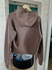 Krótki top w kolorze khaki, logo Guess, bluza S/M - 3