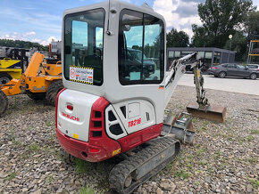 Minikoparka TAKEUCHI TB 216 - 3